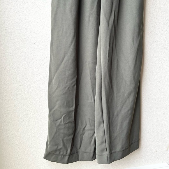 Lululemon Noir Pant Dark Olive Green Size 2 - Picture 7 of 16